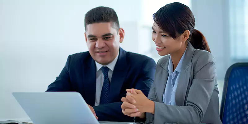 Why Partner with the Best TN Visa Consultants for Canadian Applicants for Kuwait?